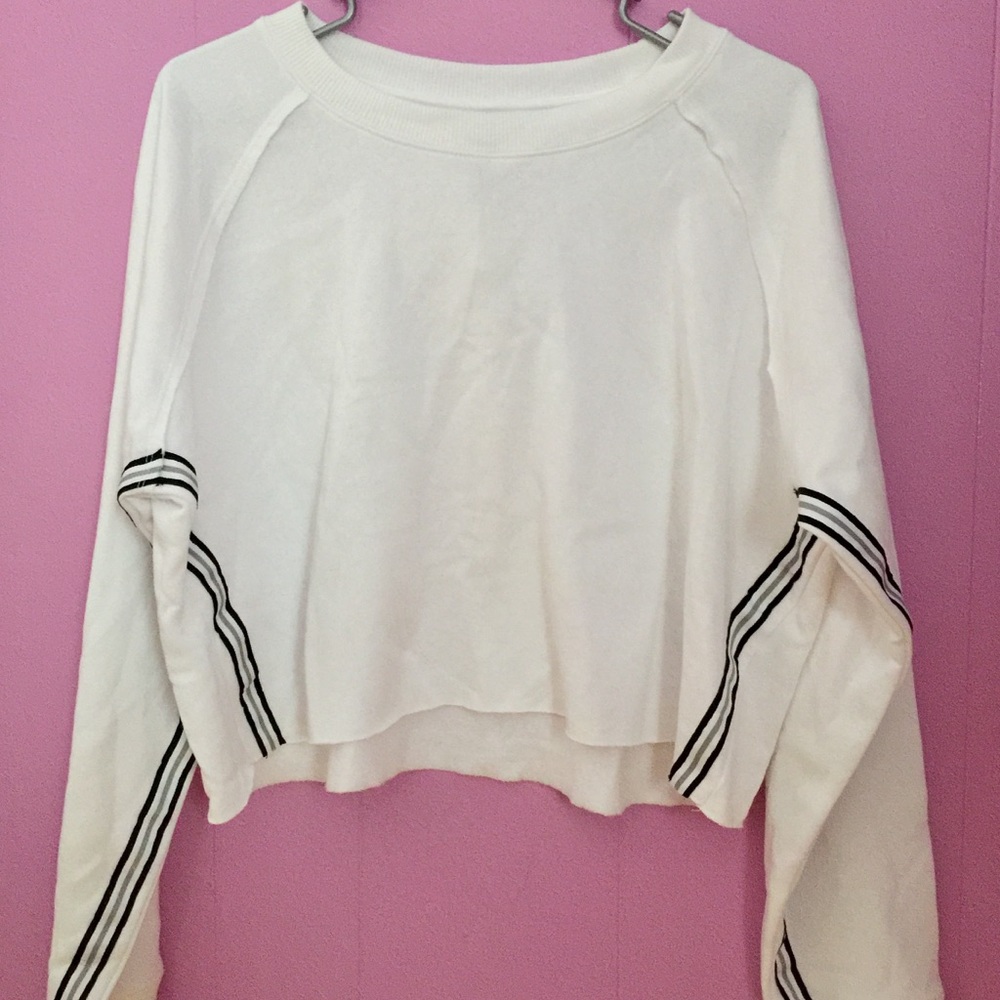 White Crop Top Sweater